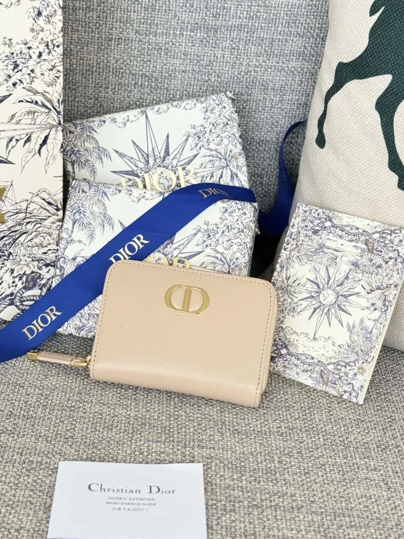 Vibrant Christian Dior Wallets Purse 45836