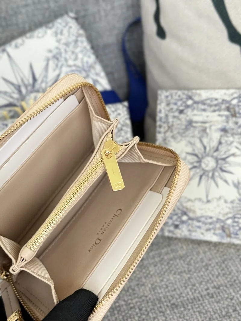 Vibrant Christian Dior Wallets Purse 45836