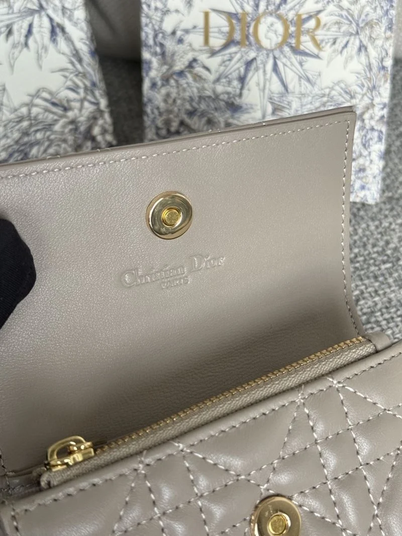Cozy Christian Dior Wallets Purse 45814