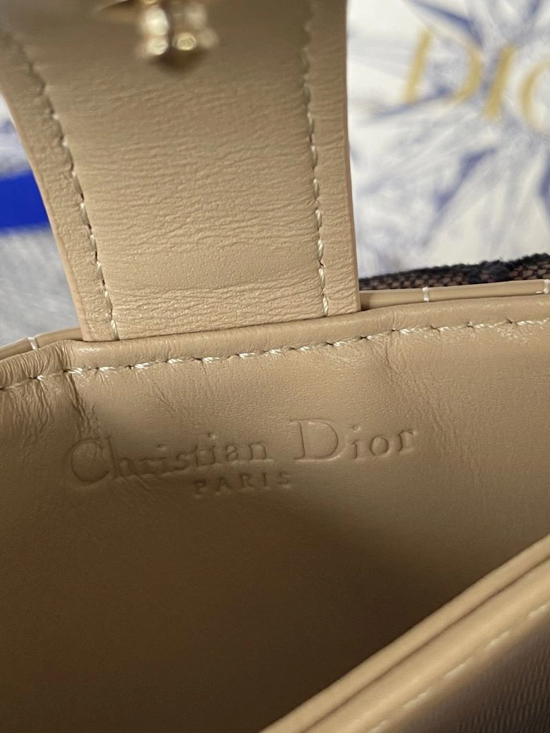 WaterResistant Christian Dior Wallets Purse 66001