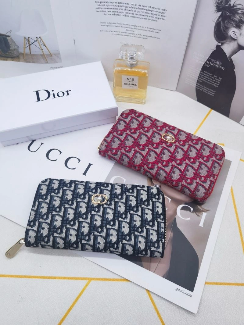 Snug Christian Dior Wallets Purse 86152