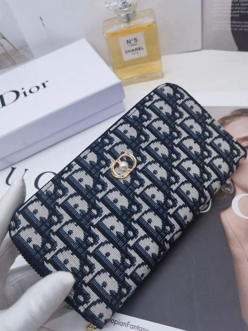 Snug Christian Dior Wallets Purse 86152