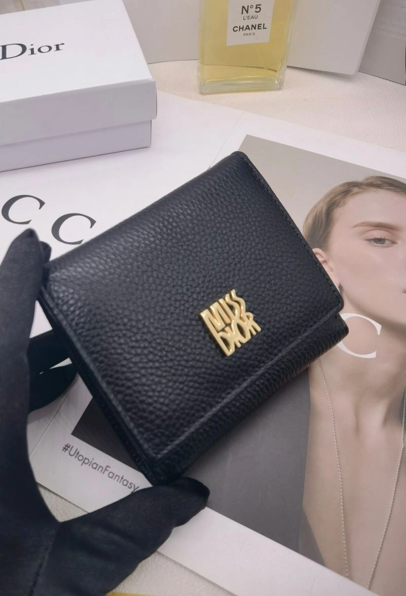Christian Dior Wallets Purse Functional 86179