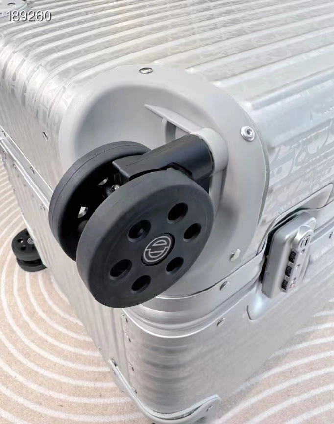 Christian Dior x Rimowa Suitcase Supportive 69359