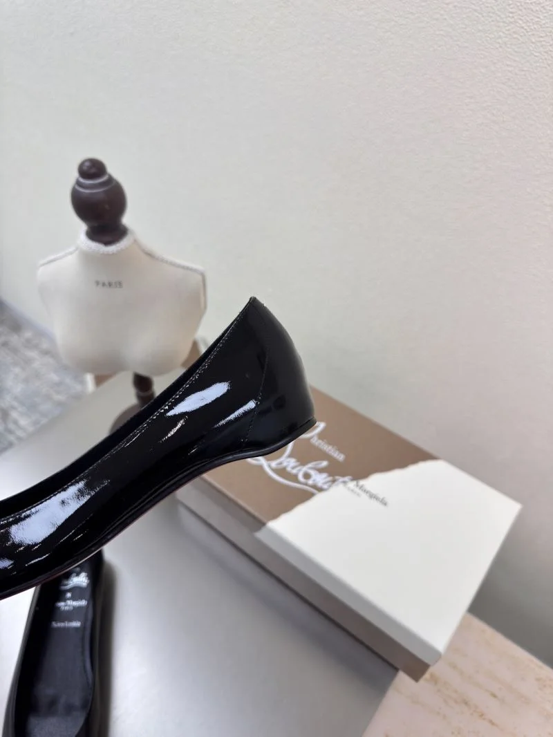 SmoothTexture Christian Louboutin Flat Shoes 22747