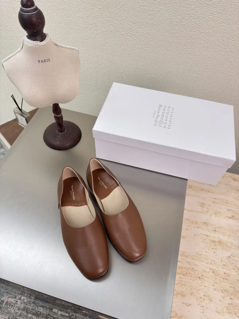 Christian Louboutin Flat Shoes Effortless 22743