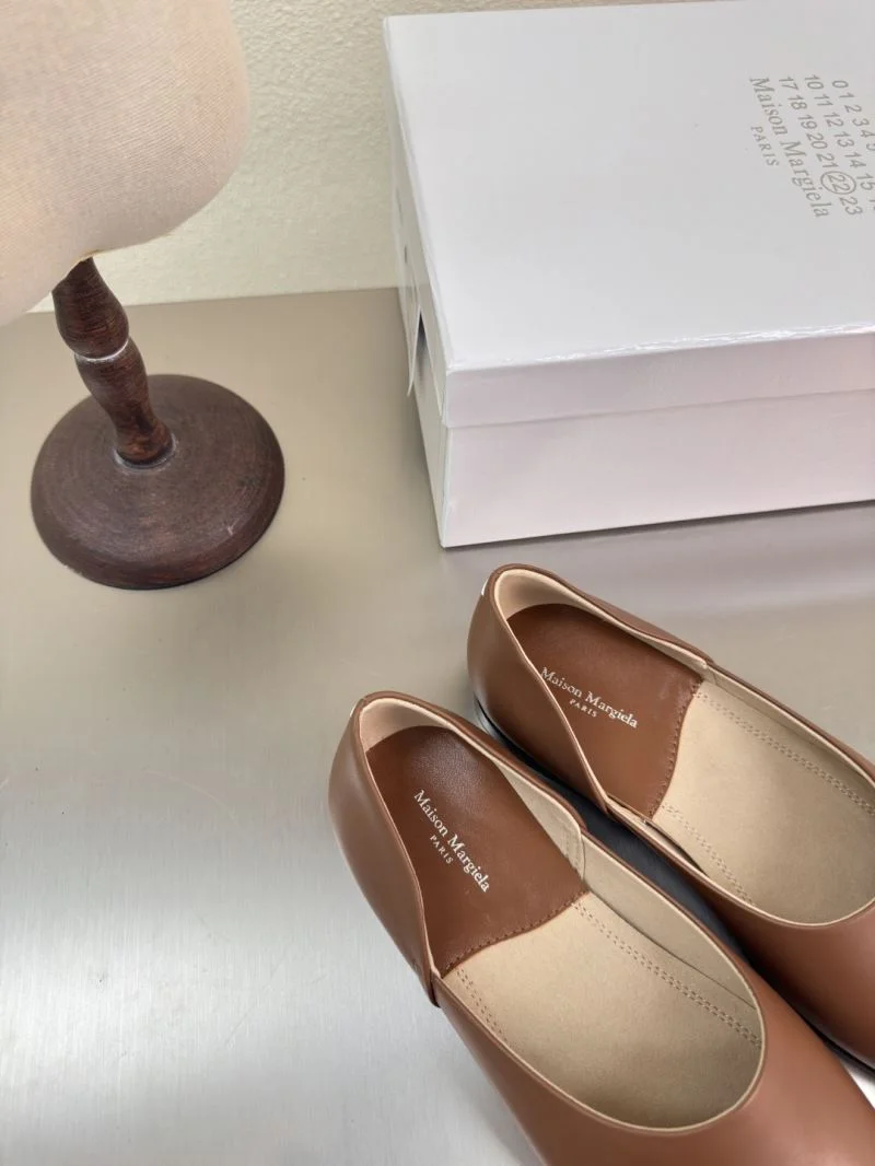 Christian Louboutin Flat Shoes Effortless 22743