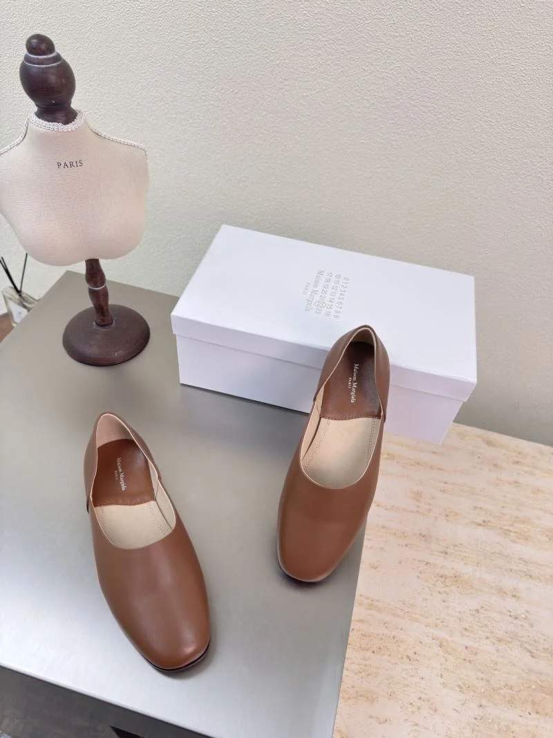 Christian Louboutin Flat Shoes Effortless 22743
