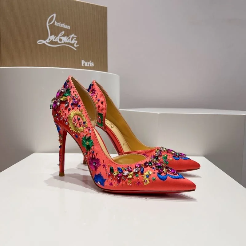 Christian Louboutin Heeled Shoes Breathable 22720