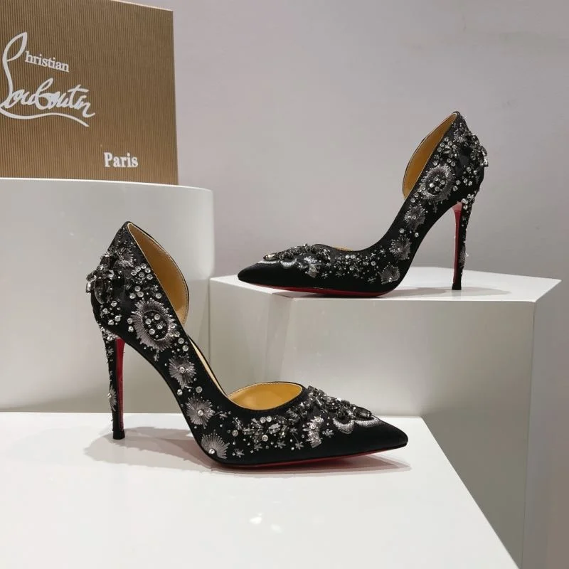 Refined Christian Louboutin Heeled Shoes 22724