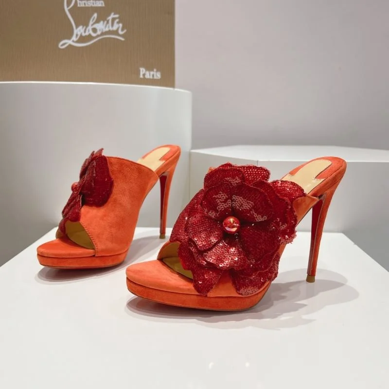 Christian Louboutin Heeled Shoes Unisex 22723