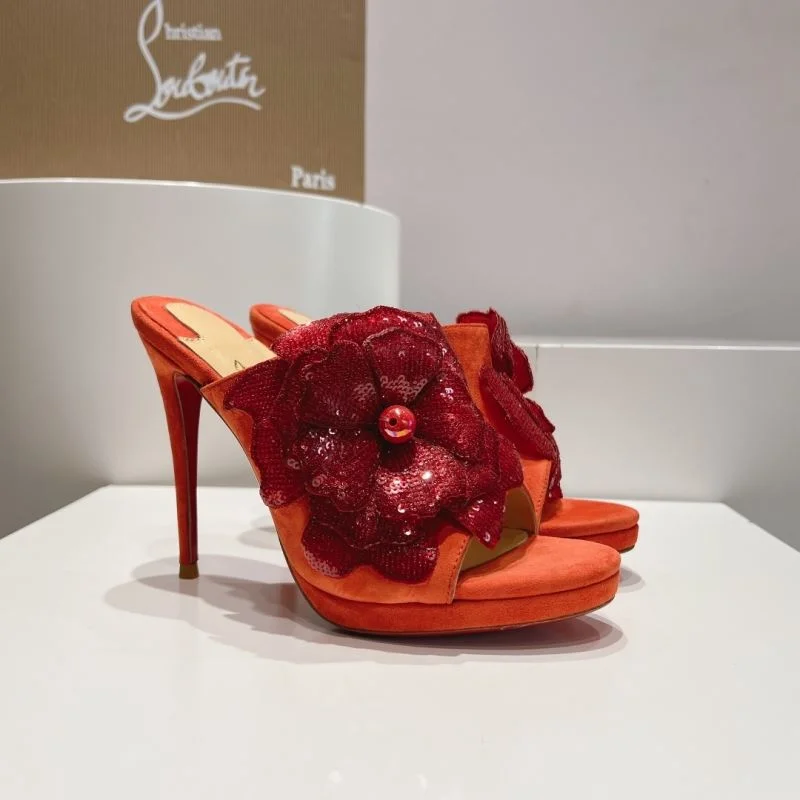 Christian Louboutin Heeled Shoes Unisex 22723