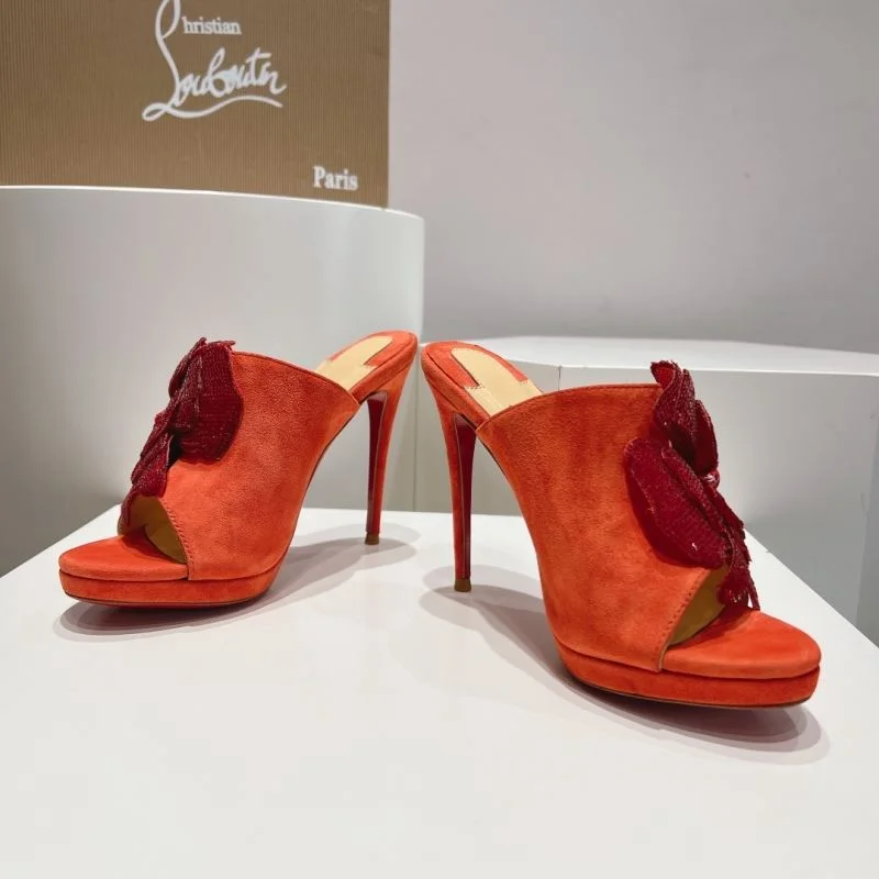 Christian Louboutin Heeled Shoes Unisex 22723