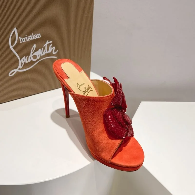 Christian Louboutin Heeled Shoes Unisex 22723