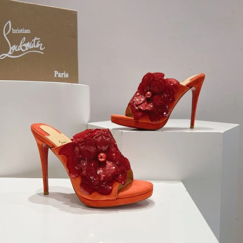 Christian Louboutin Heeled Shoes Unisex 22723