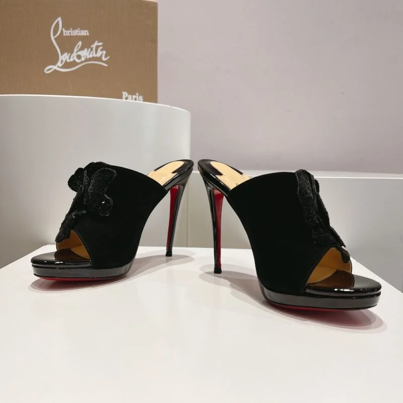 Resilient Christian Louboutin Heeled Shoes 22739