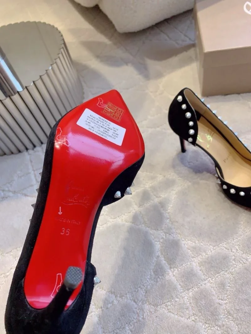 WellDesigned Christian Louboutin Heeled Shoes 22804