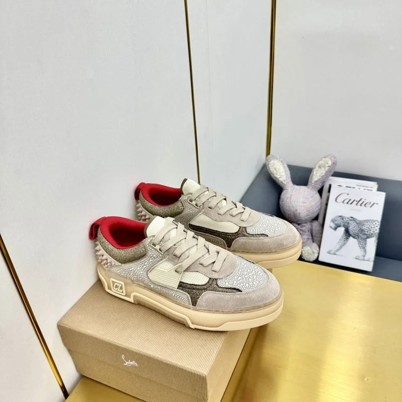 Christian Louboutin Low Shoes TimelessDesign 22775