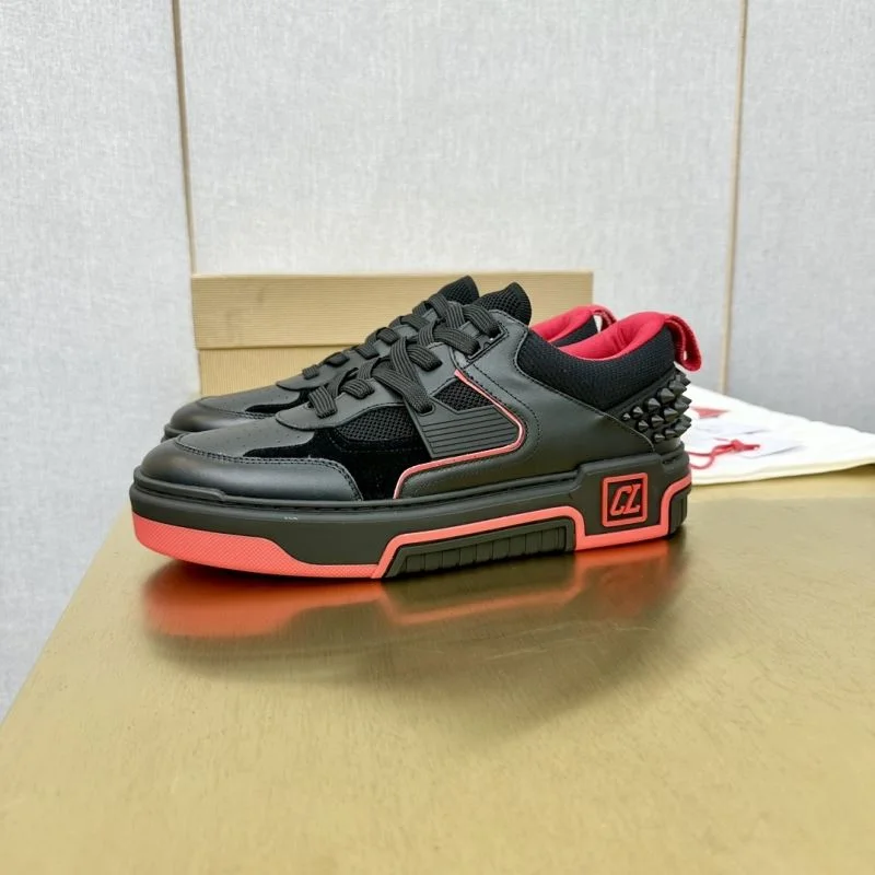 SoftTouch Christian Louboutin Low Shoes 22776