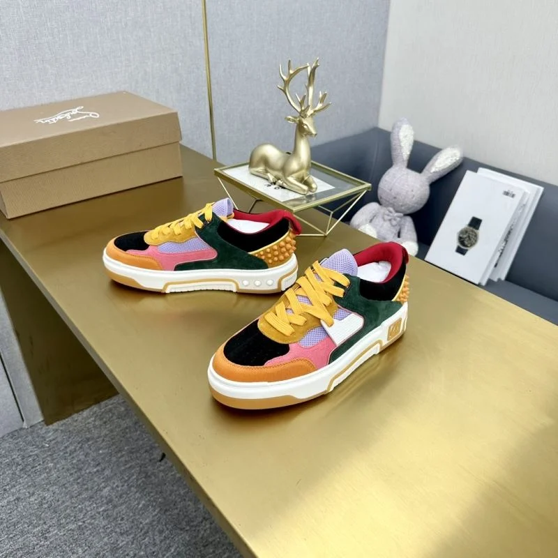 Seasonal Christian Louboutin Low Shoes 22777