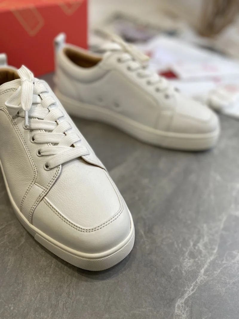 UrbanStyle Christian Louboutin Low Shoes 22721
