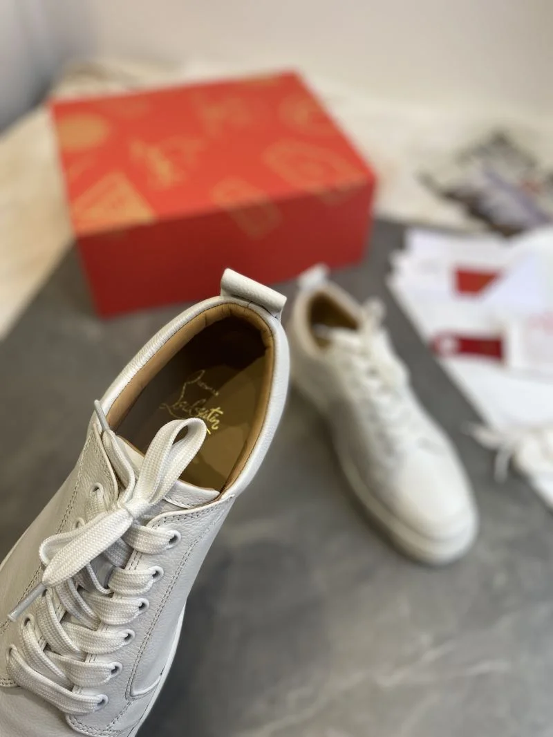 UrbanStyle Christian Louboutin Low Shoes 22721