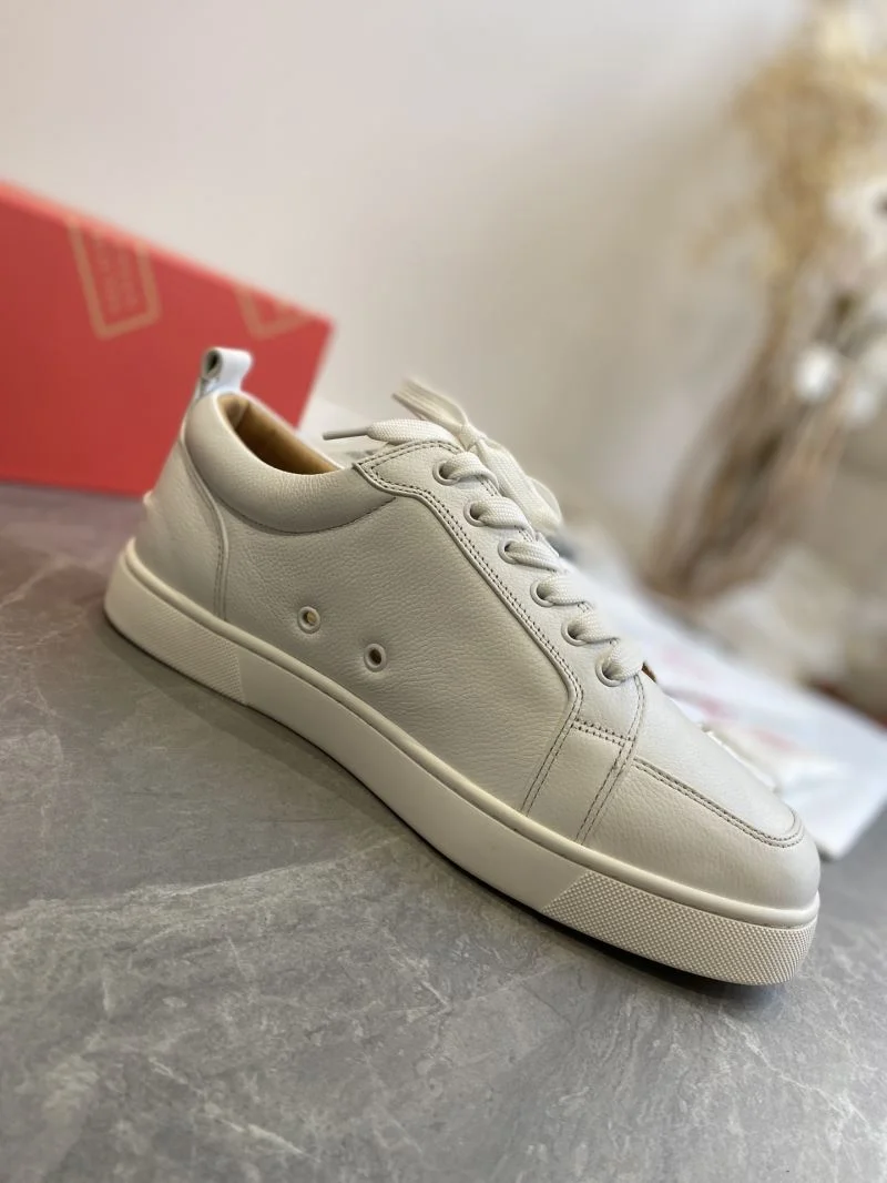 UrbanStyle Christian Louboutin Low Shoes 22721