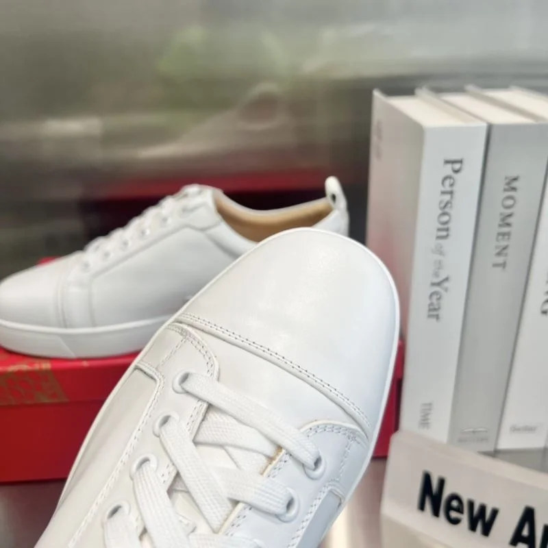 Versatile Christian Louboutin Low Shoes 22713