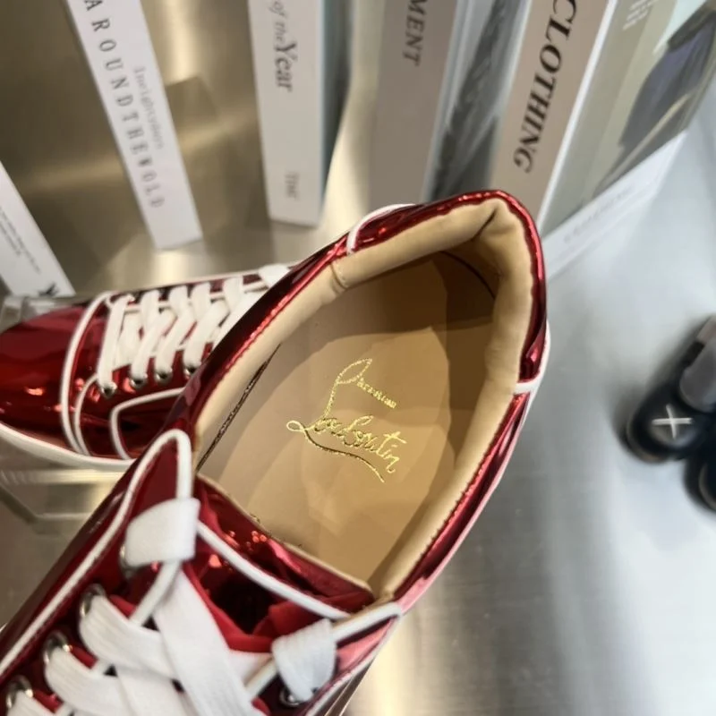 Sleek Christian Louboutin Low Shoes 22717