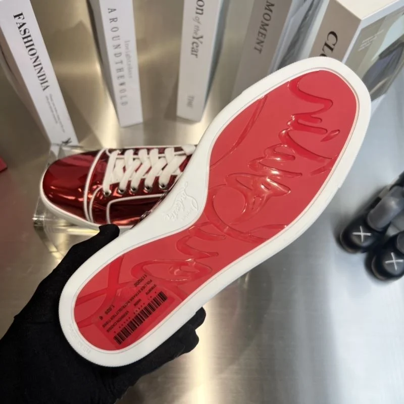 Sleek Christian Louboutin Low Shoes 22717