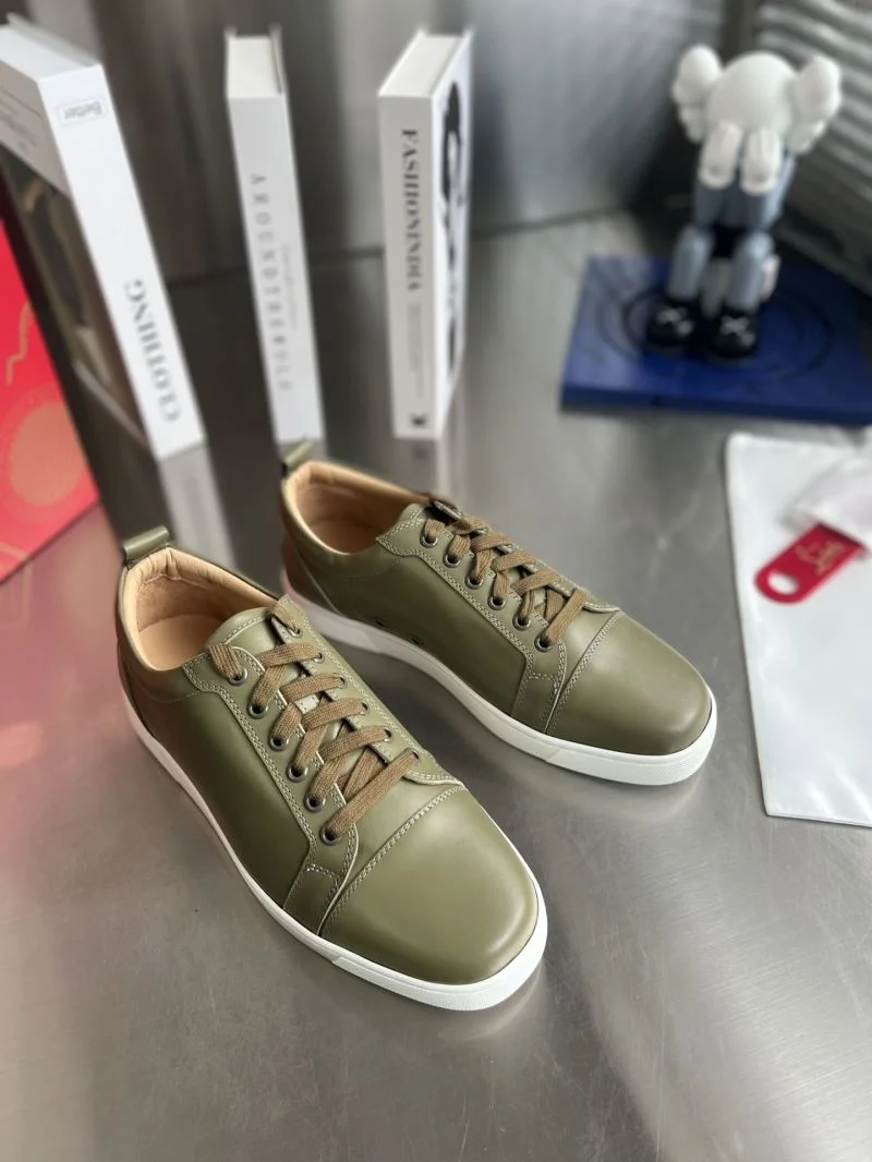 TechFriendly Christian Louboutin Low Shoes 22708