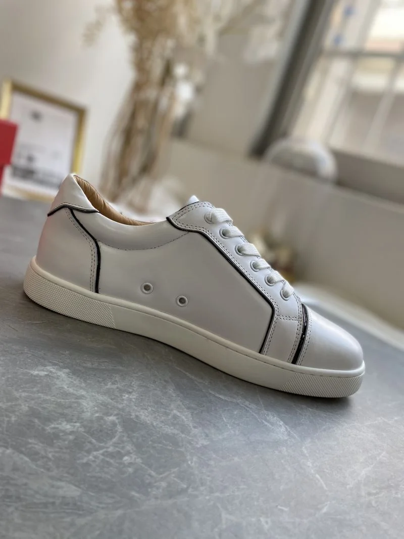 Christian Louboutin Low Shoes Elegant 22700