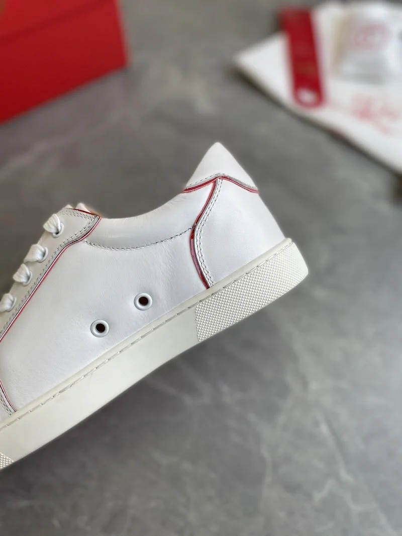 OdorResistant Christian Louboutin Low Shoes 22701