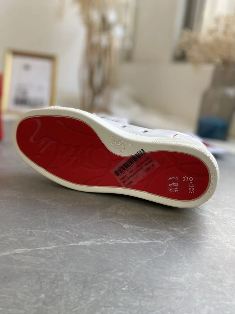 OdorResistant Christian Louboutin Low Shoes 22701