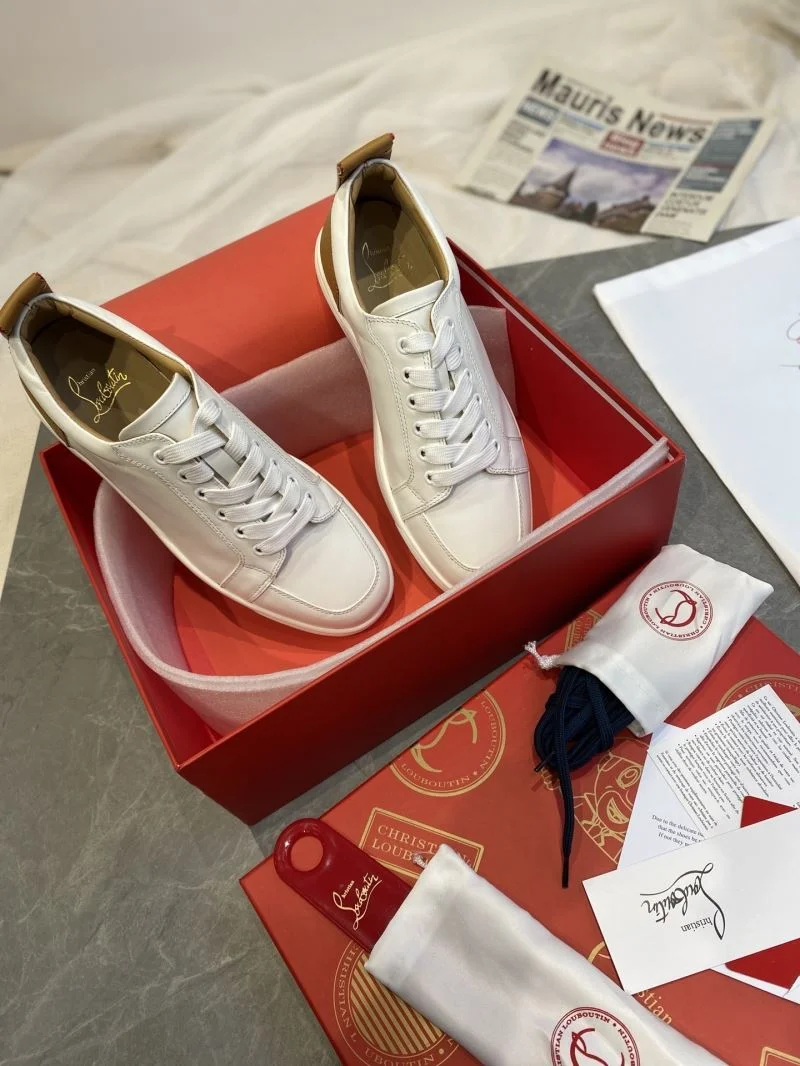 TechFriendly Christian Louboutin Low Shoes 22687