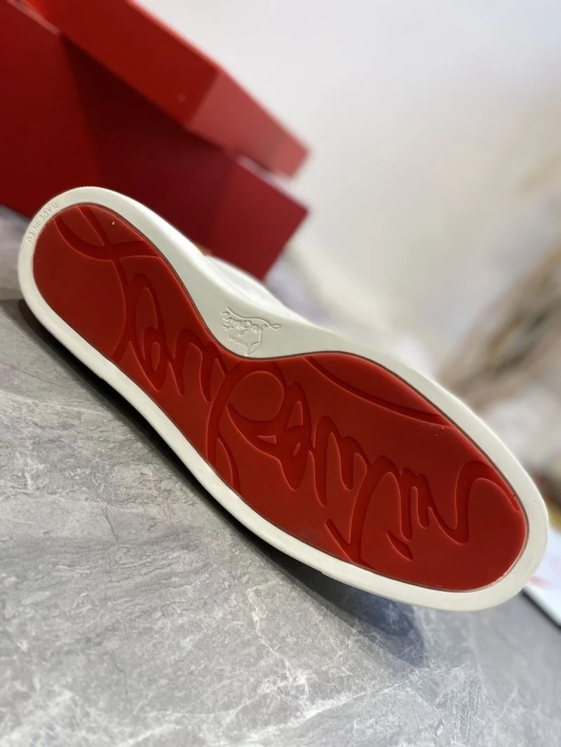 TechFriendly Christian Louboutin Low Shoes 22687