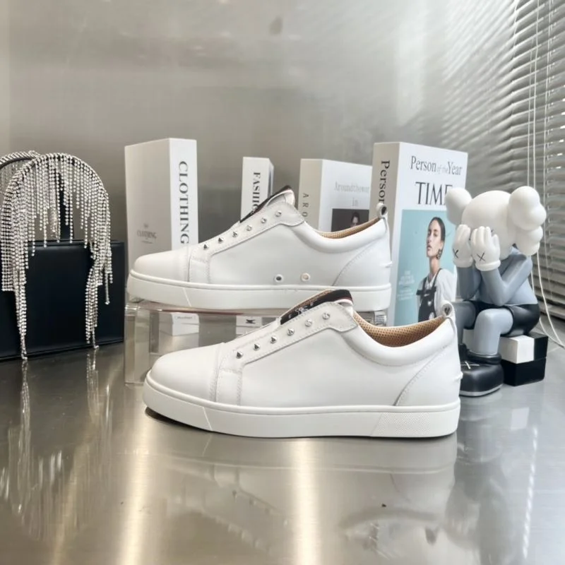 Christian Louboutin Low Shoes Snug 22682