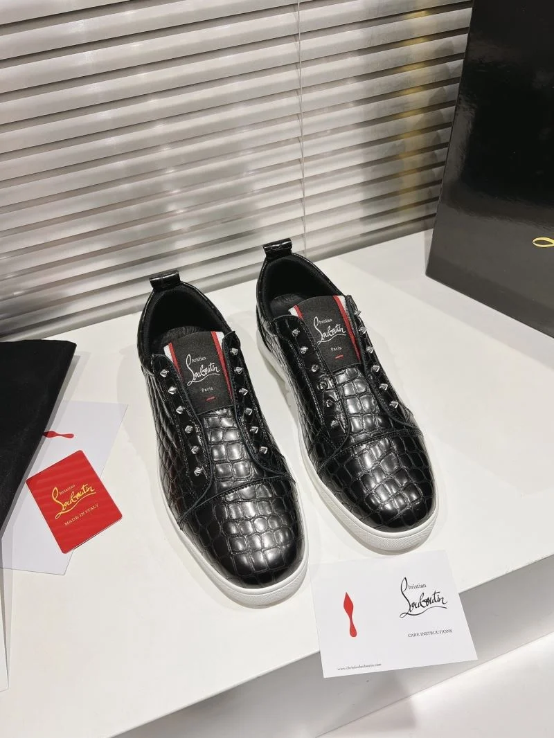 Christian Louboutin Low Shoes Supportive 22678