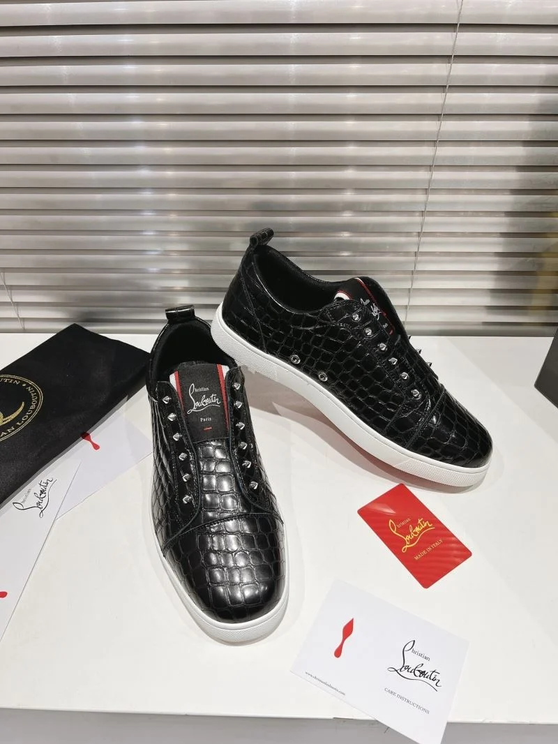 Christian Louboutin Low Shoes Supportive 22678