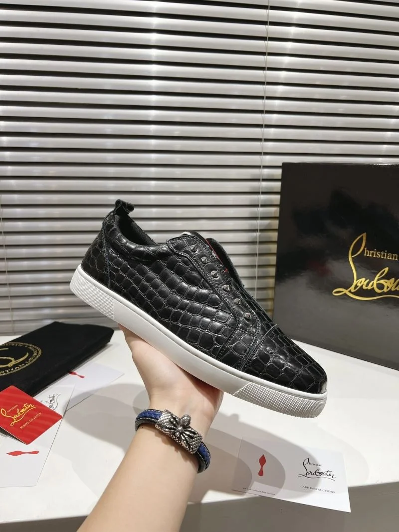 Christian Louboutin Low Shoes Supportive 22678