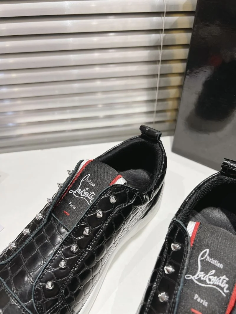 Christian Louboutin Low Shoes Supportive 22678