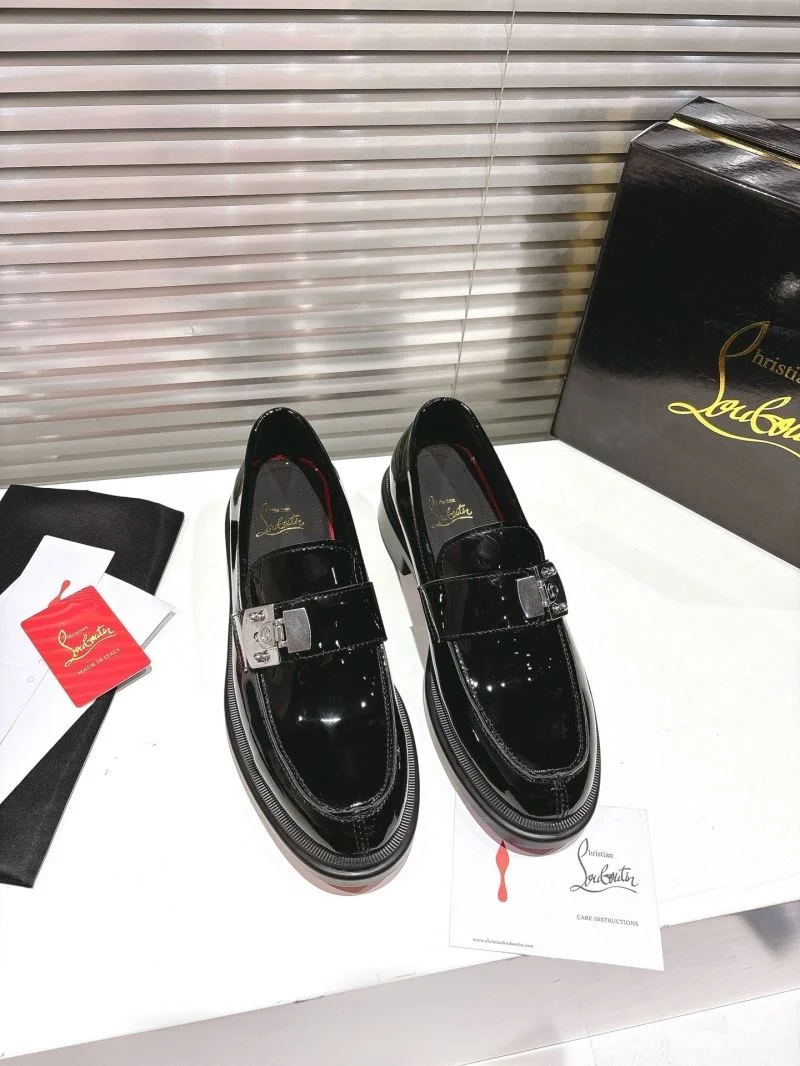 Classic Christian Louboutin Low Shoes 22677