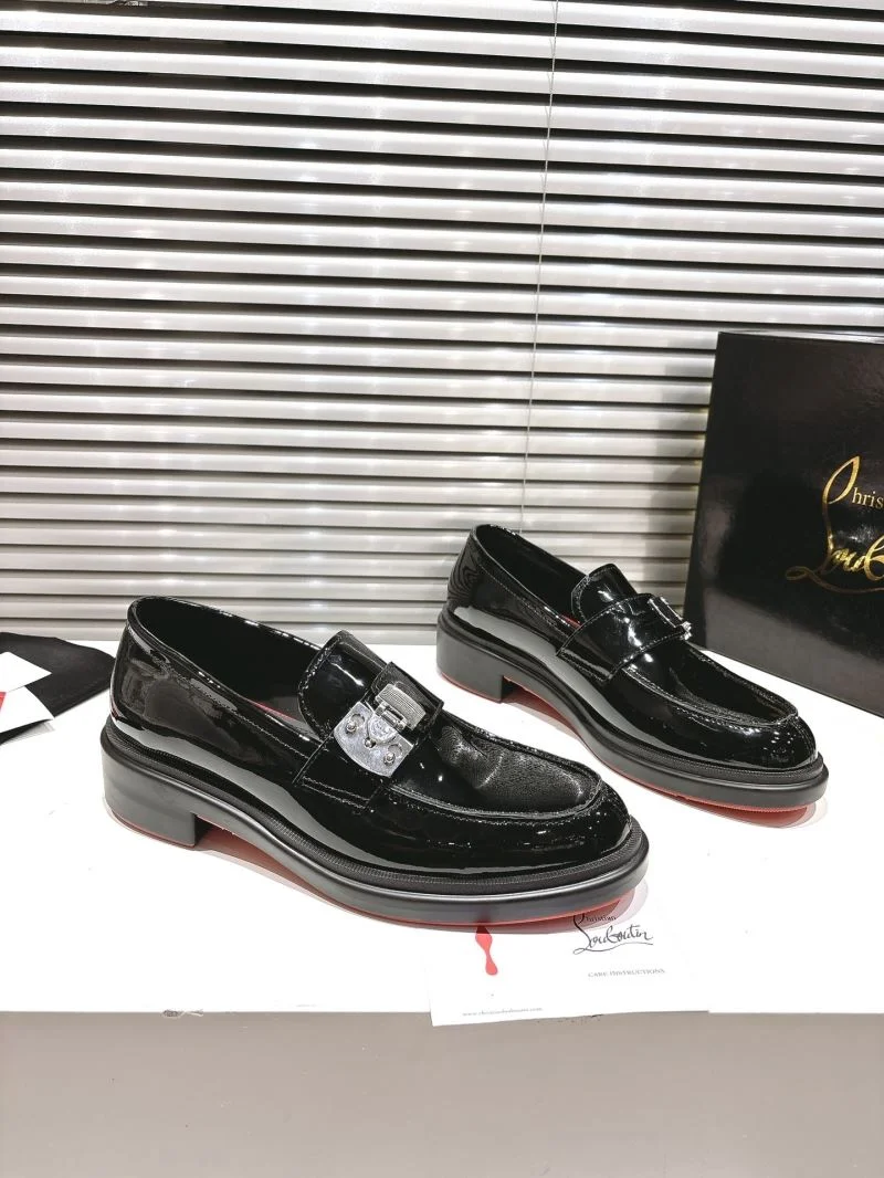Classic Christian Louboutin Low Shoes 22677