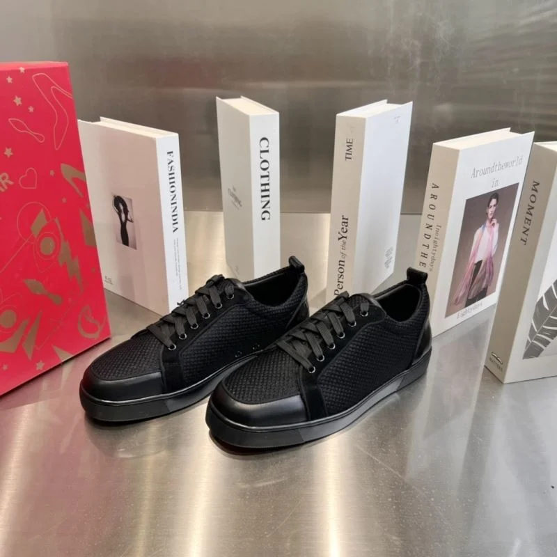TimelessDesign Christian Louboutin Low Shoes 22676