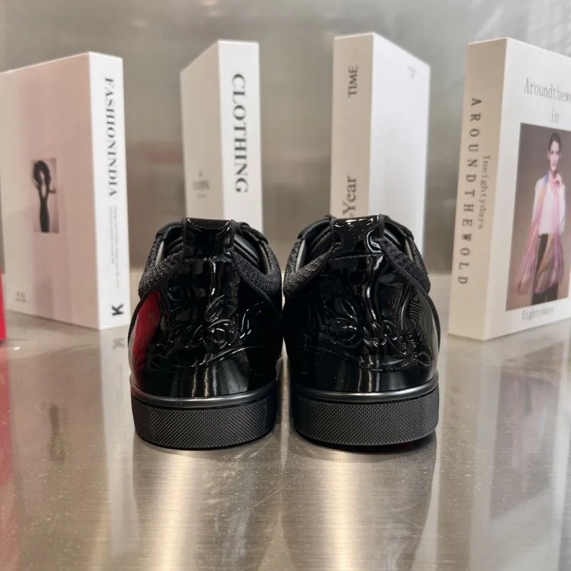 TimelessDesign Christian Louboutin Low Shoes 22676