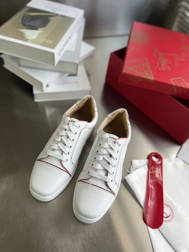 Christian Louboutin Low Shoes Durable 22666