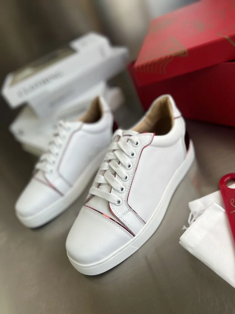 Christian Louboutin Low Shoes Durable 22666