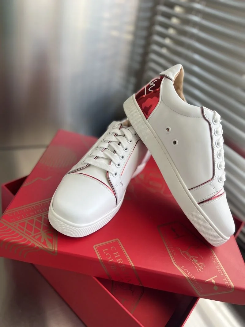 Christian Louboutin Low Shoes Durable 22666