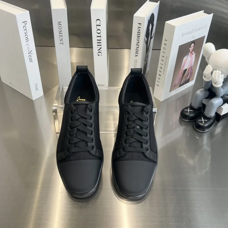 FlexibleFit Christian Louboutin Low Shoes 22680