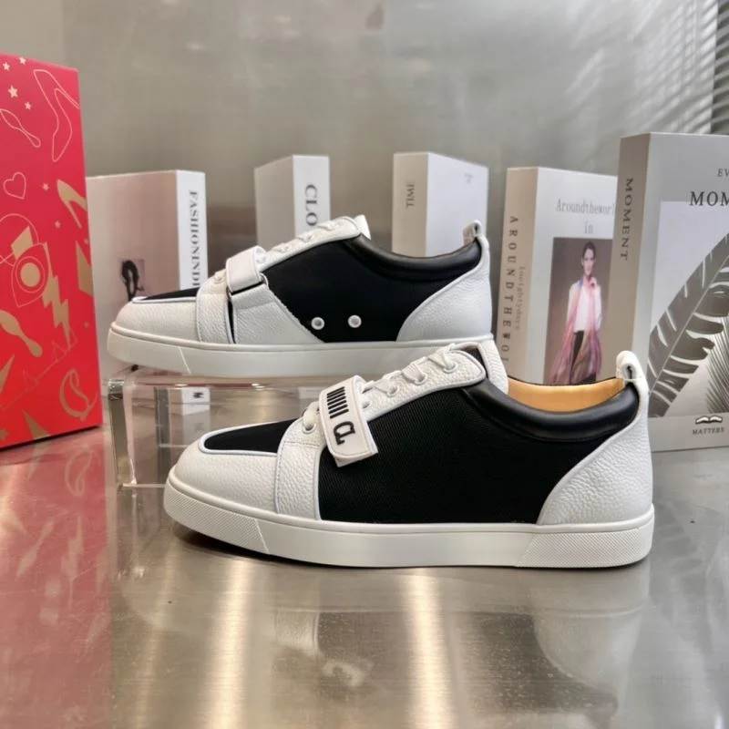 SmoothTexture Christian Louboutin Low Shoes 22673